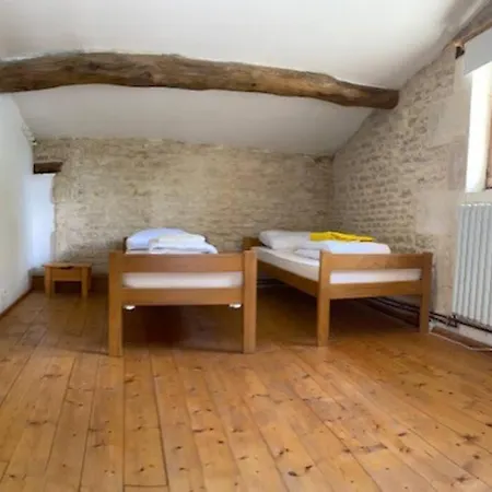 Les Jumeaux Holiday home